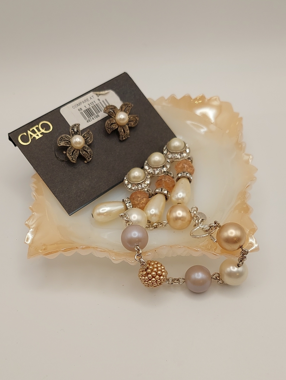 Little Lotta Pinks And Fx Pearls- Bracelet, Vtg Brooch & CATO Stud earrings NOS